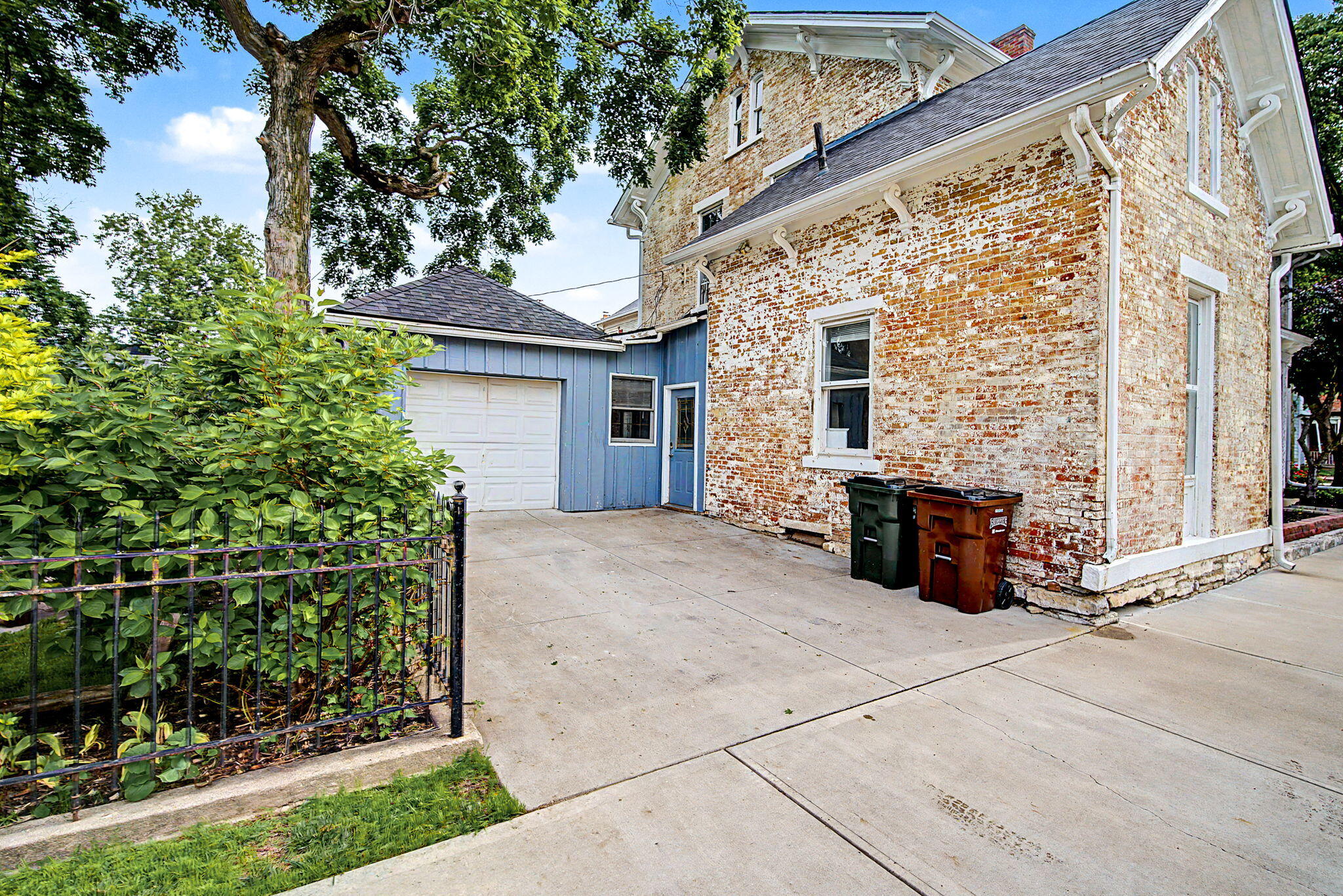 402 Broadway, Piqua, Ohio 45356