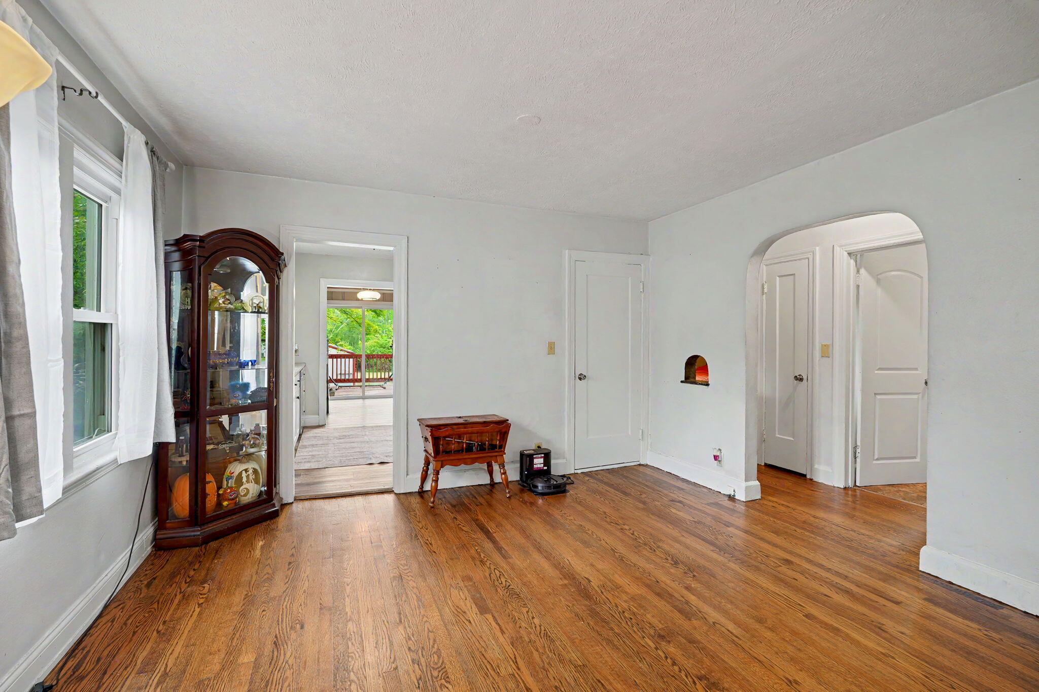 115 Possum Road, Springfield, Ohio 45506