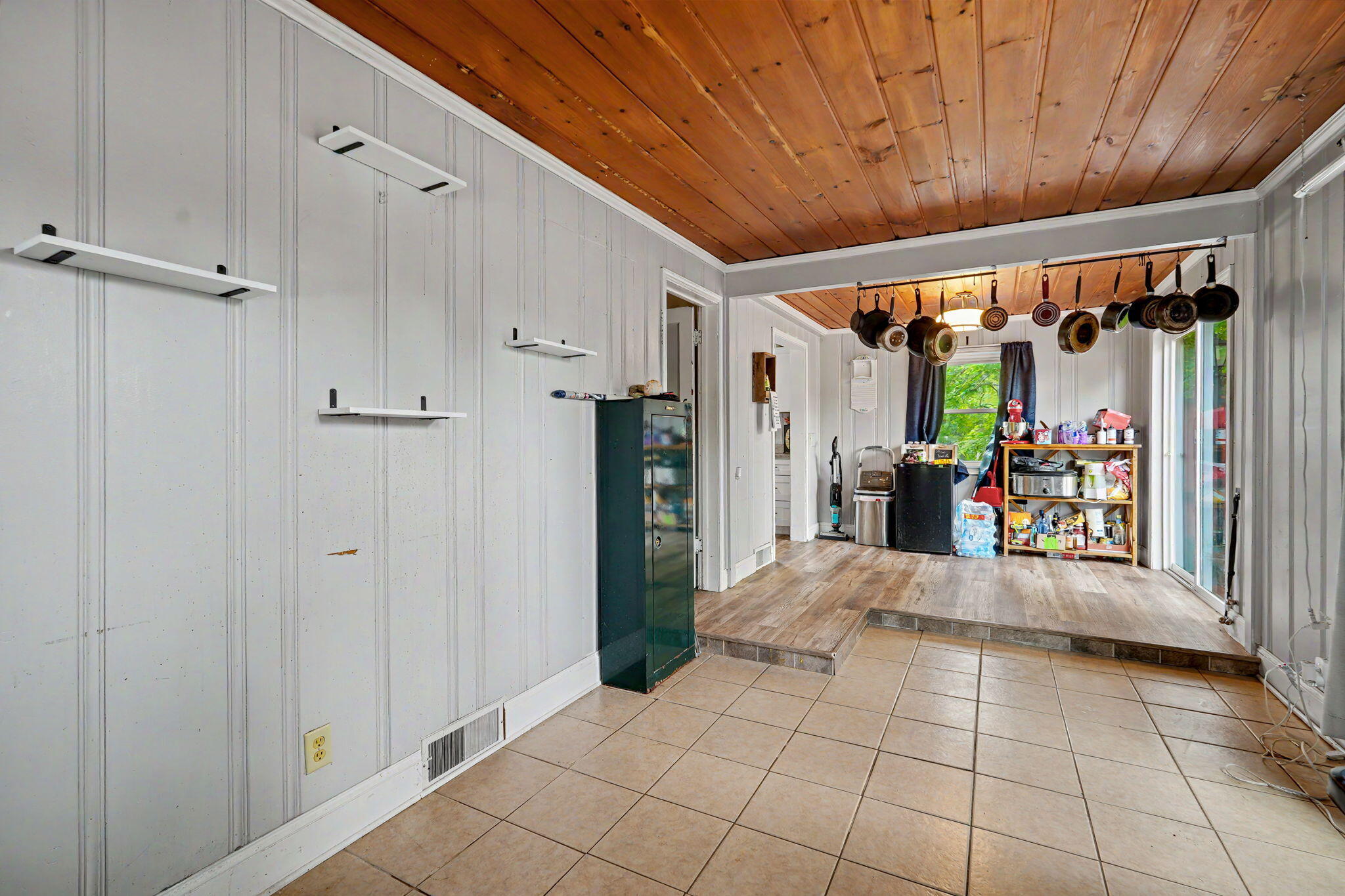 115 Possum Road, Springfield, Ohio 45506