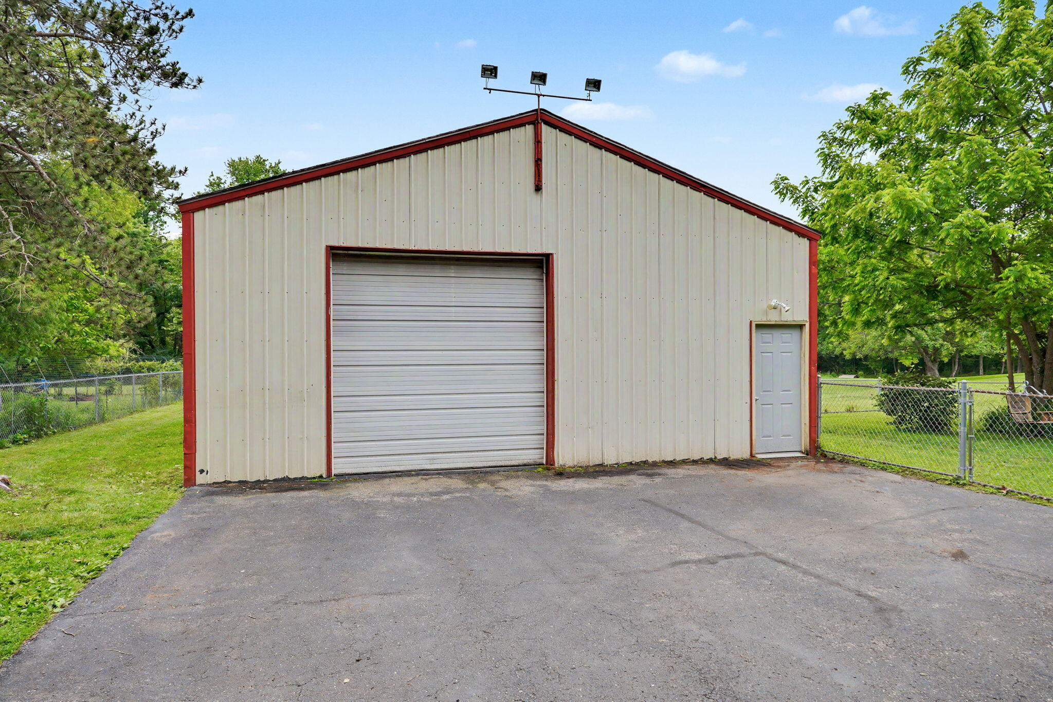 115 Possum Road, Springfield, Ohio 45506