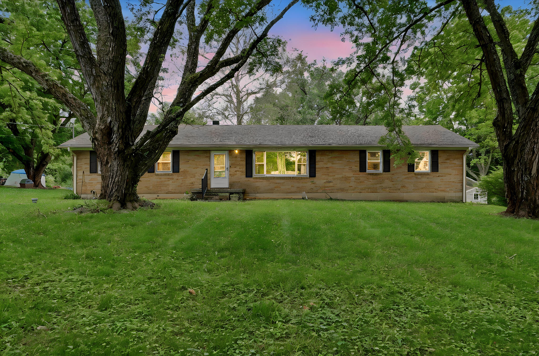 2591 Old Springfield Road, Springfield, Ohio 45502