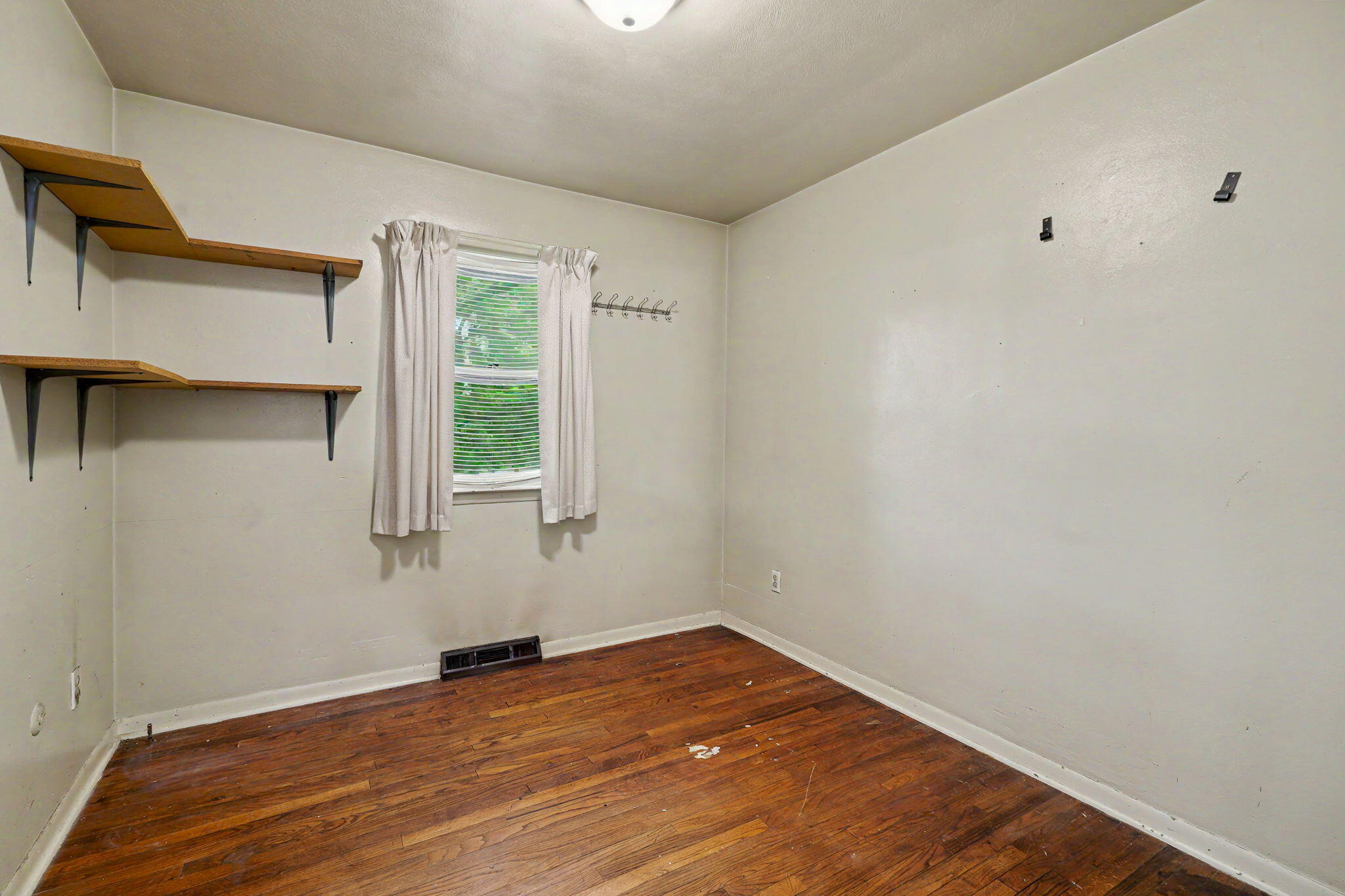 2591 Old Springfield Road, Springfield, Ohio 45502