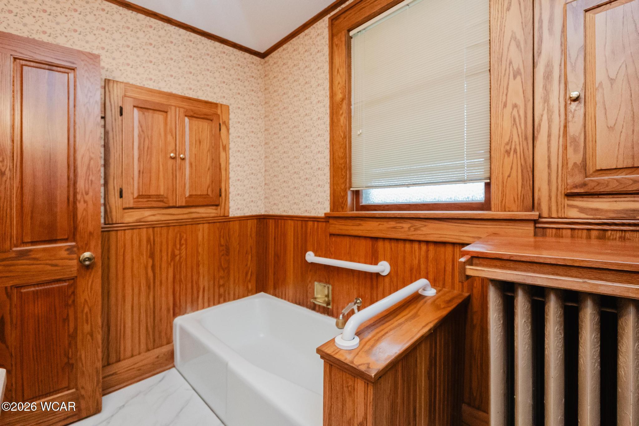 251 Lawn Avenue, Bluffton, Ohio