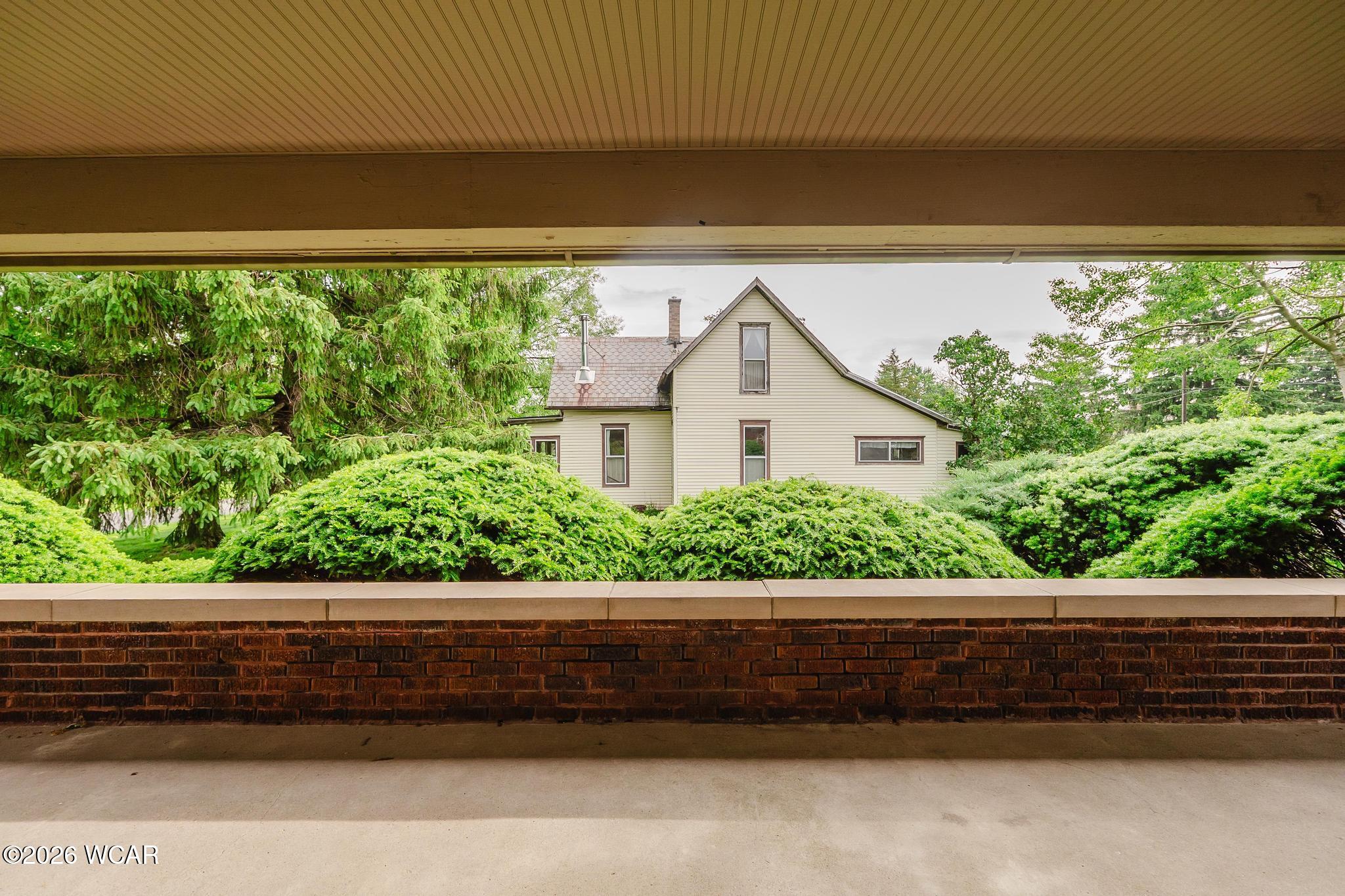 251 Lawn Avenue, Bluffton, Ohio