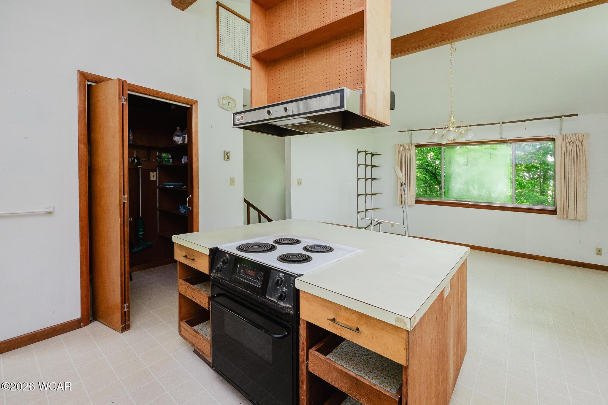 10433 Augsburger Road, Bluffton, Ohio
