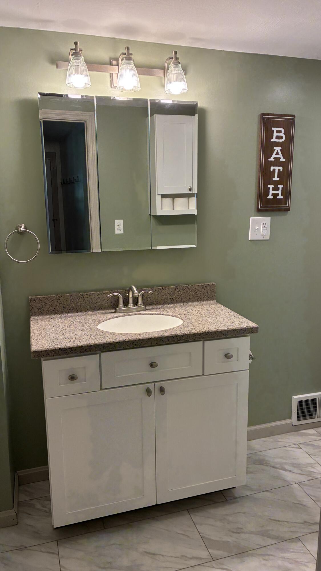 1190 Allison Court, Bellefontaine, Ohio 43311