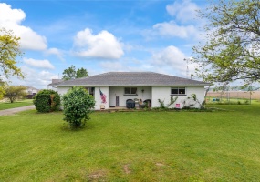 5235 Middle Urbana Road, Springfield, Ohio 45502, 3 Bedrooms Bedrooms, ,1 BathroomBathrooms,Residential,For Sale,Middle Urbana,1045318