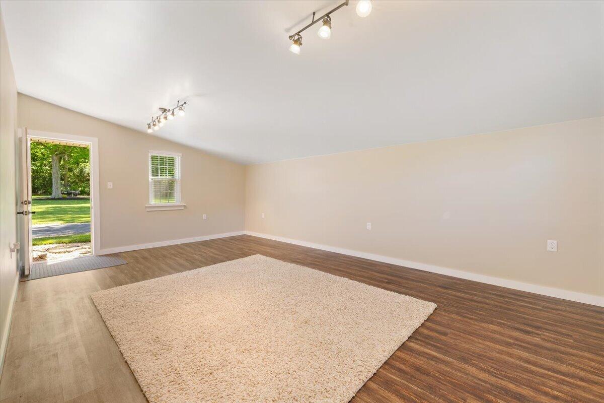 6350 Troy-Frederick Road, Tipp City, Ohio 45371