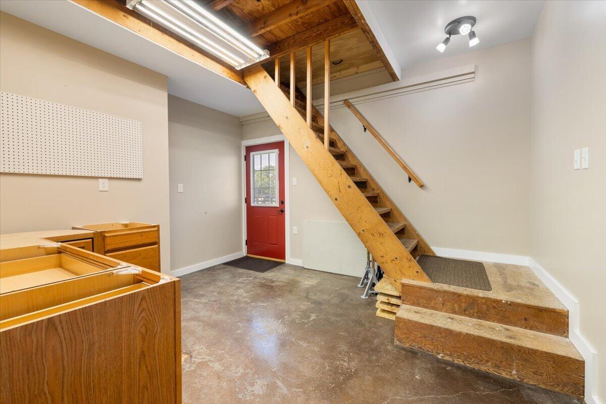 6350 Troy-Frederick Road, Tipp City, Ohio 45371