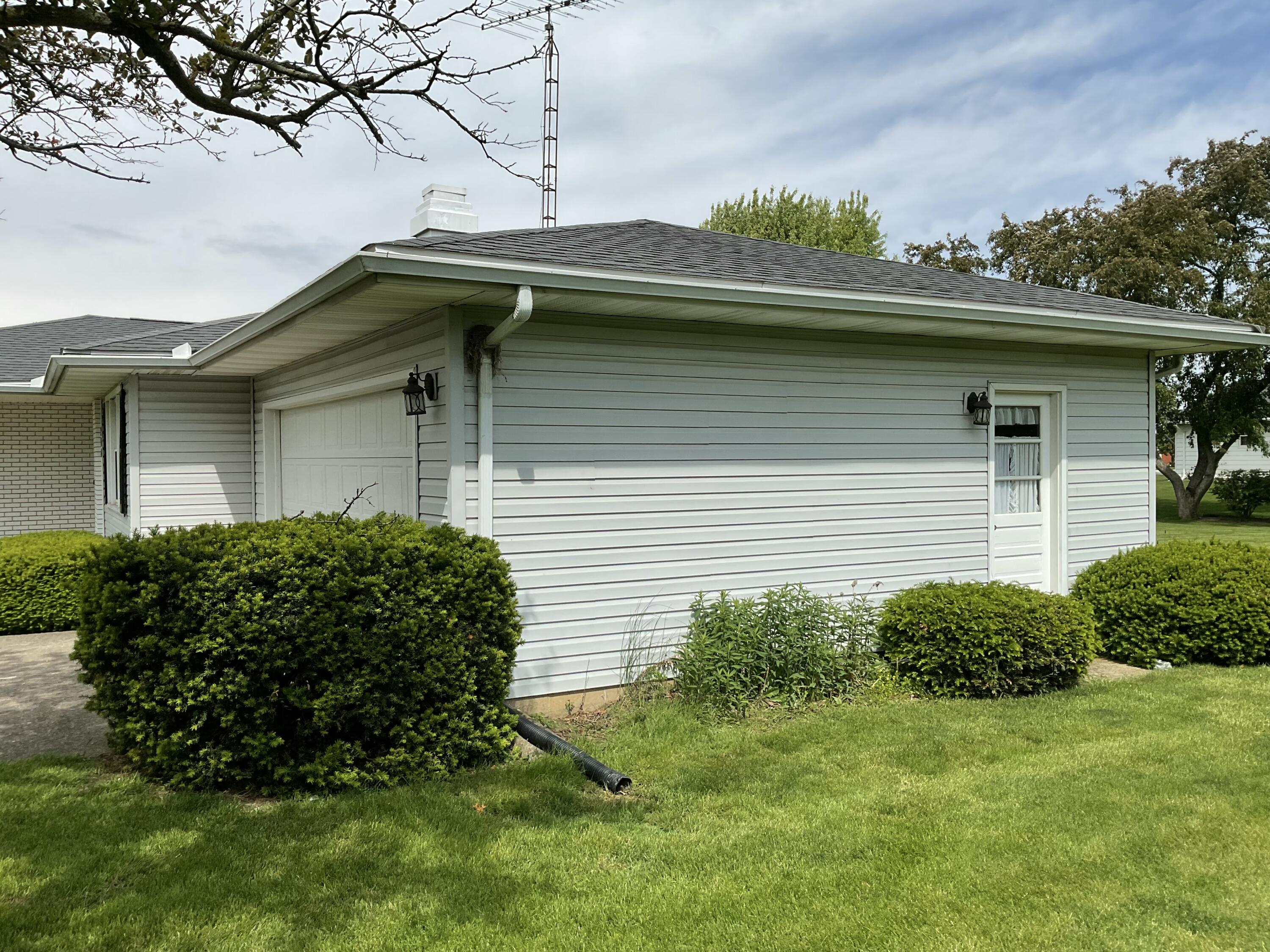 204 Warren Street, Botkins, Ohio 45306