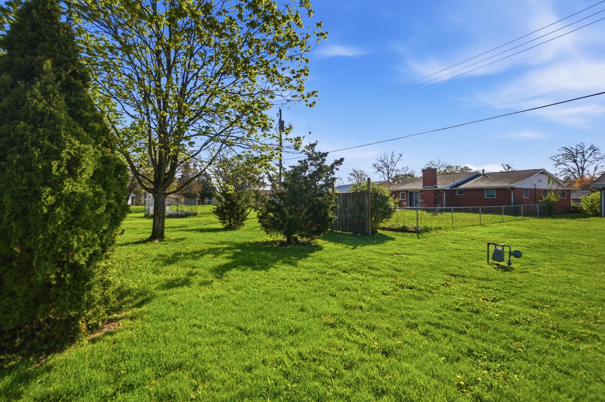 1044 Woodland Drive, Lima, Ohio 45805