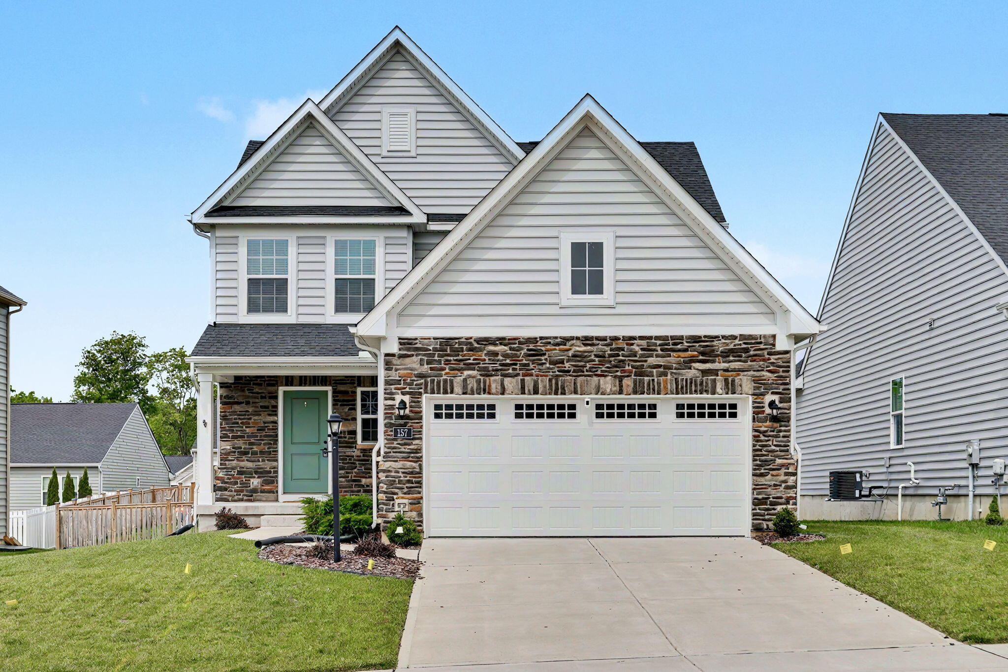 157 Cresting Road, Fairborn, Ohio 45324