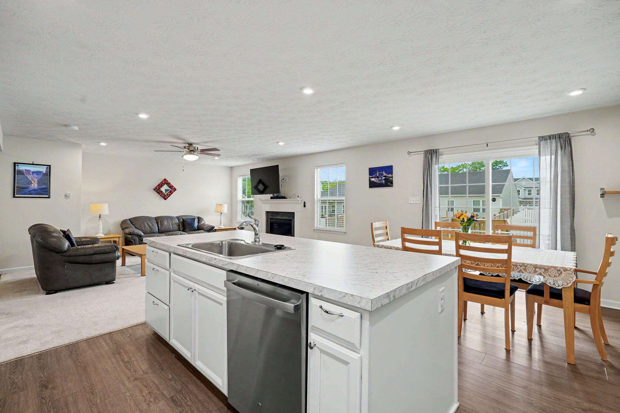 157 Cresting Road, Fairborn, Ohio 45324