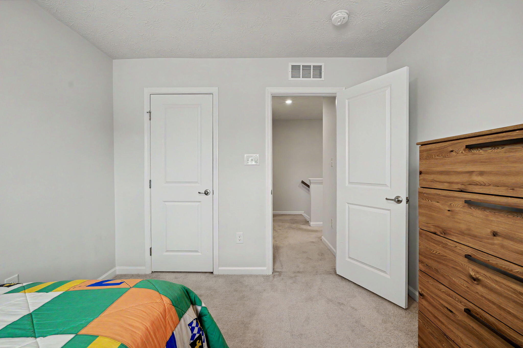 157 Cresting Road, Fairborn, Ohio 45324