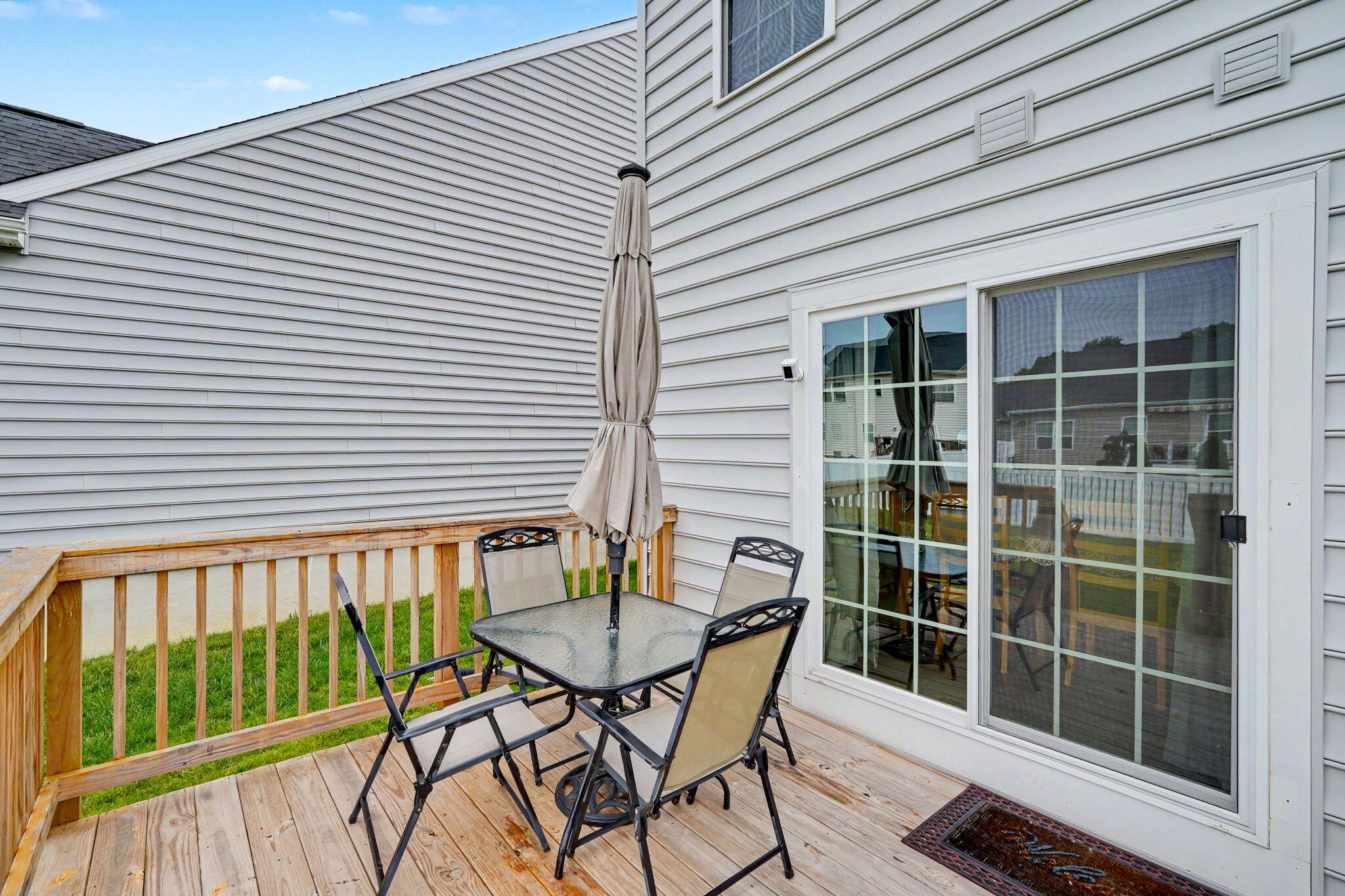 157 Cresting Road, Fairborn, Ohio 45324