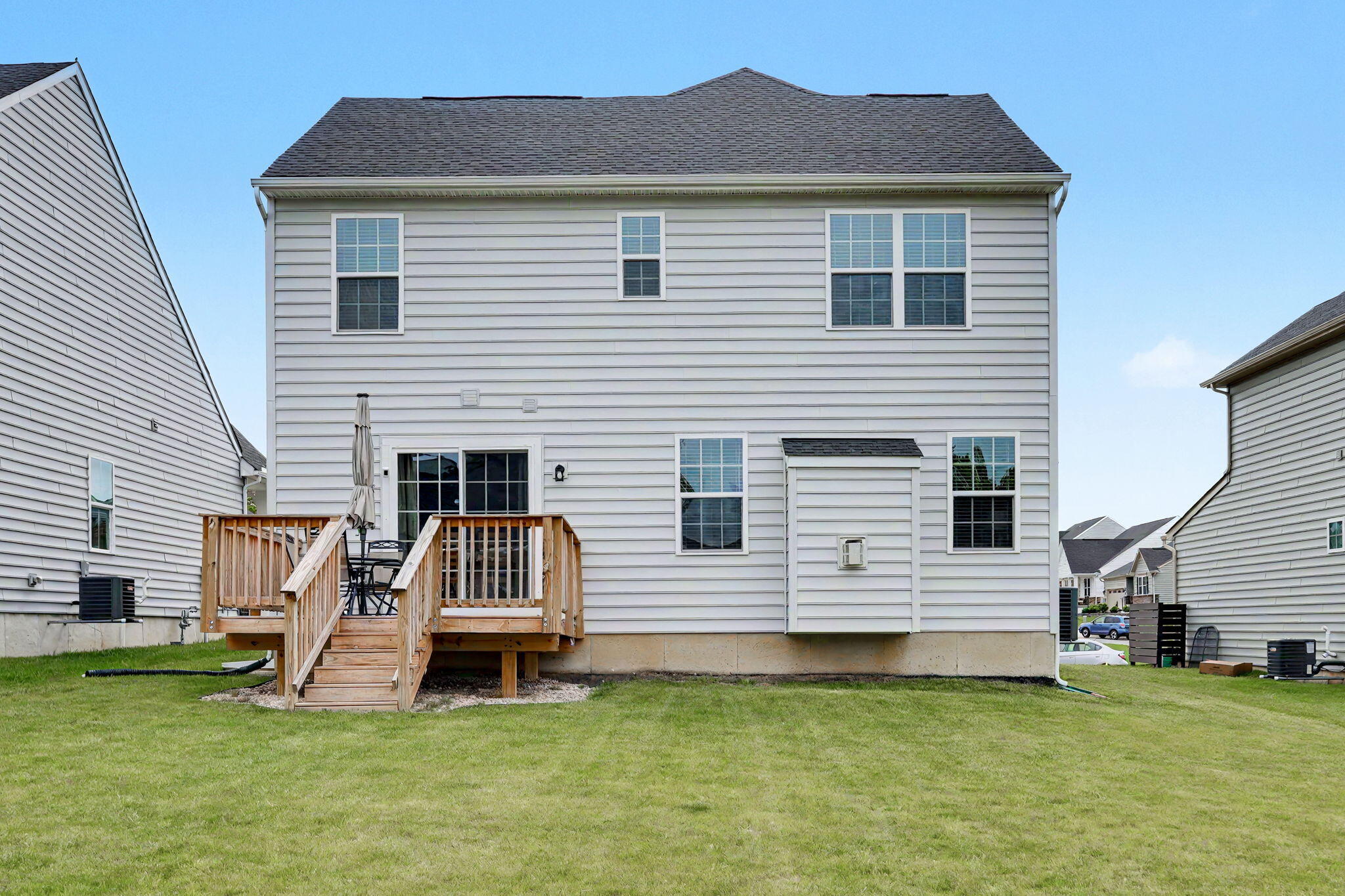 157 Cresting Road, Fairborn, Ohio 45324