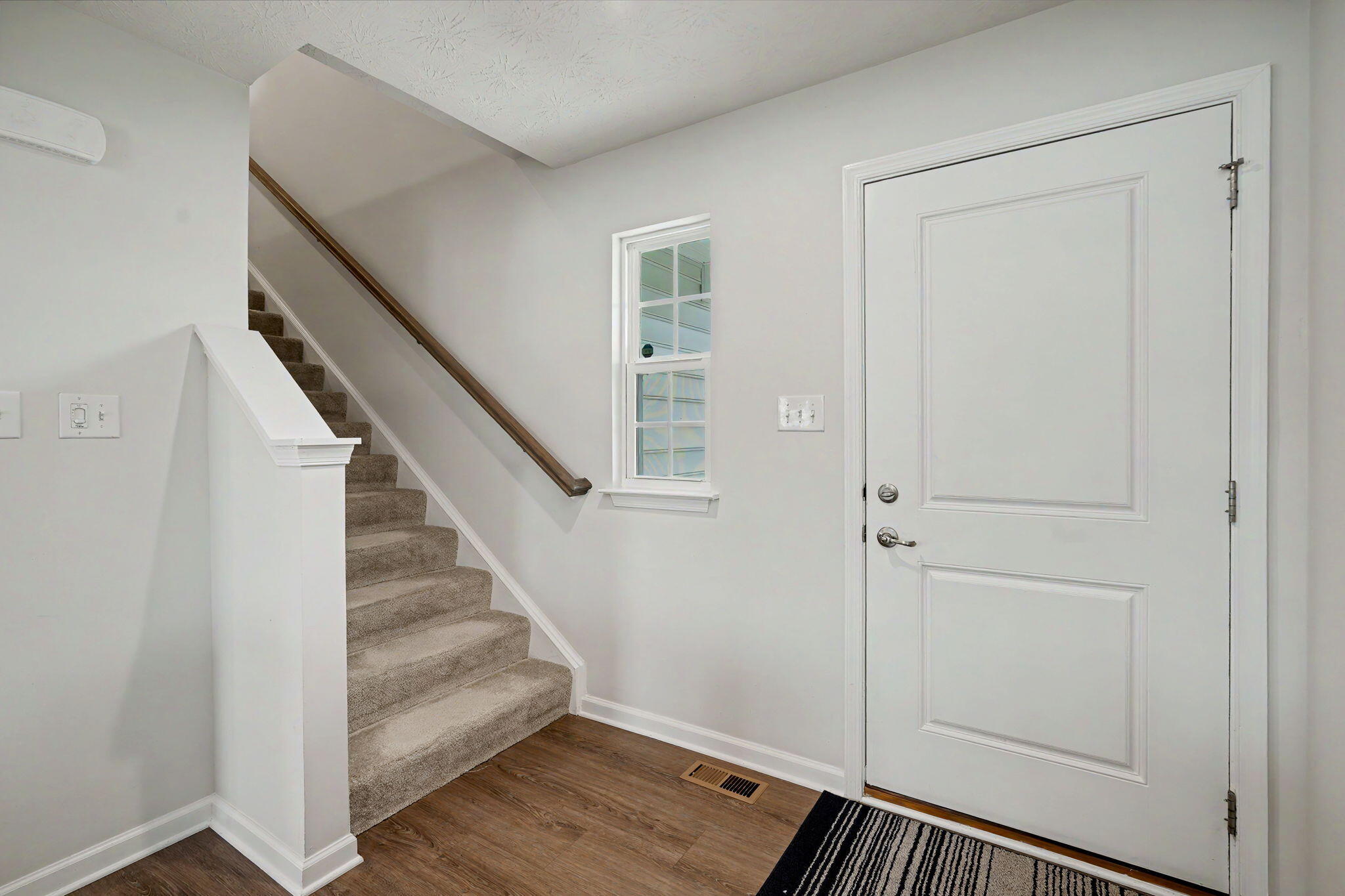 157 Cresting Road, Fairborn, Ohio 45324