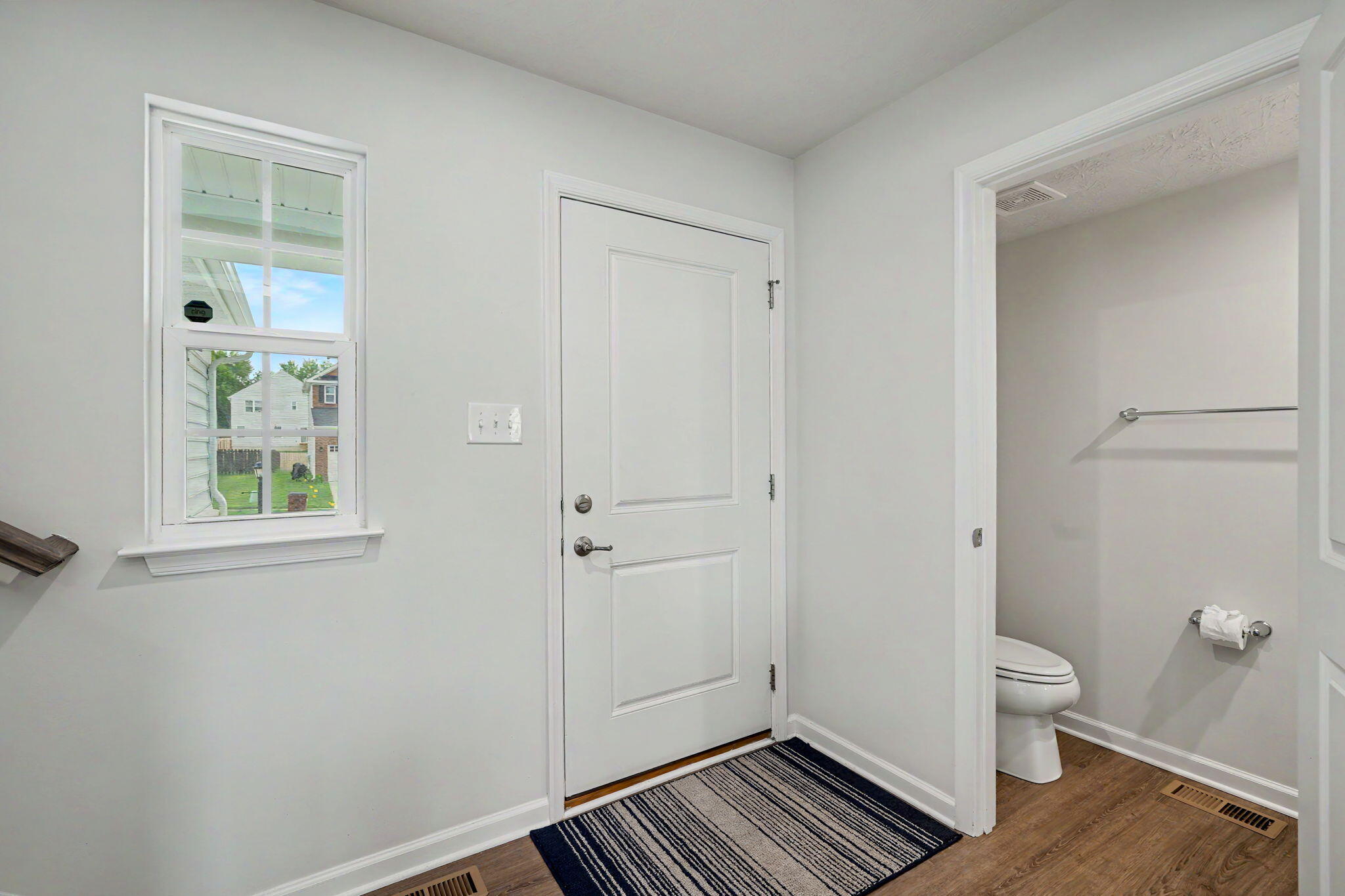 157 Cresting Road, Fairborn, Ohio 45324