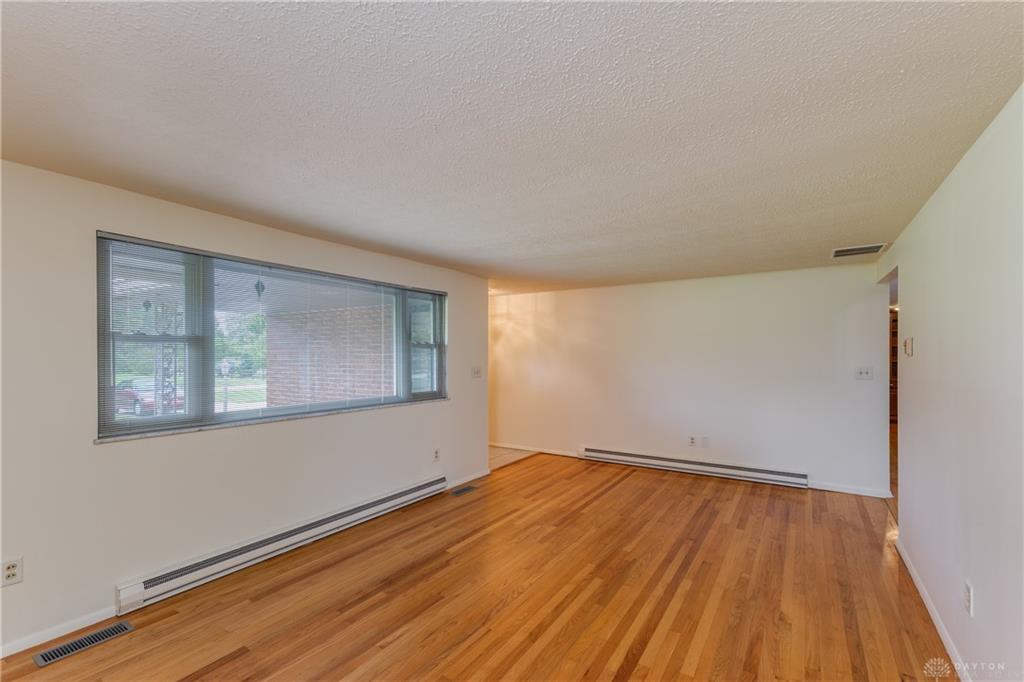 6065 Country Estates Drive, Tipp City, Ohio 45371