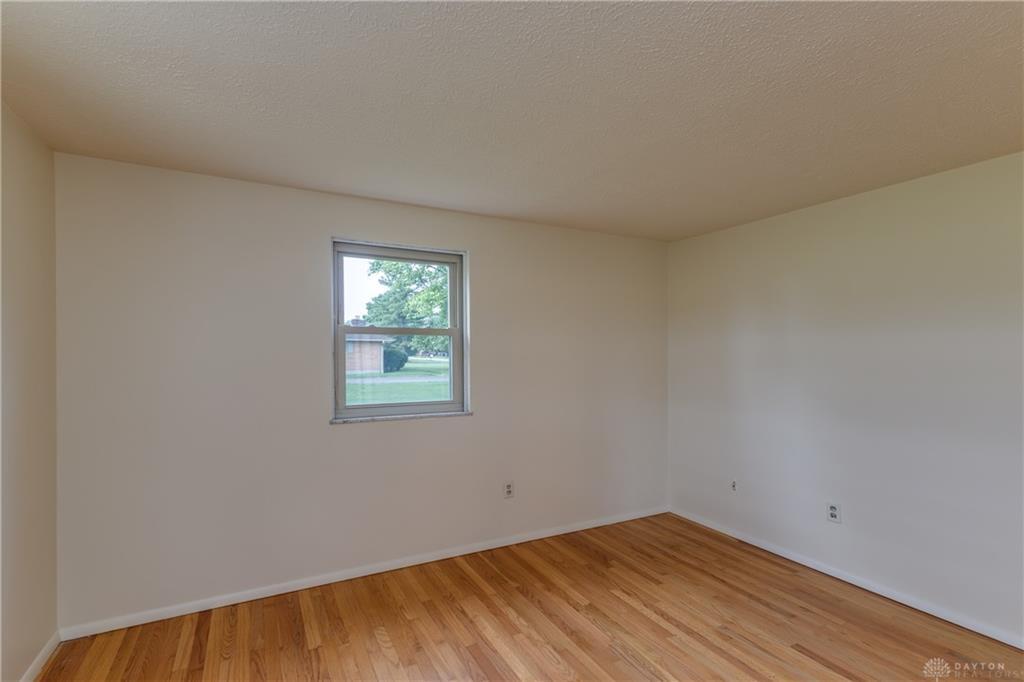 6065 Country Estates Drive, Tipp City, Ohio 45371