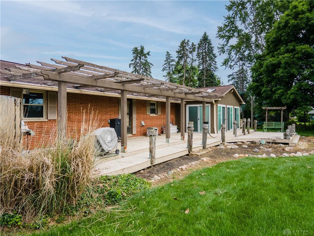 6065 Country Estates Drive, Tipp City, Ohio 45371