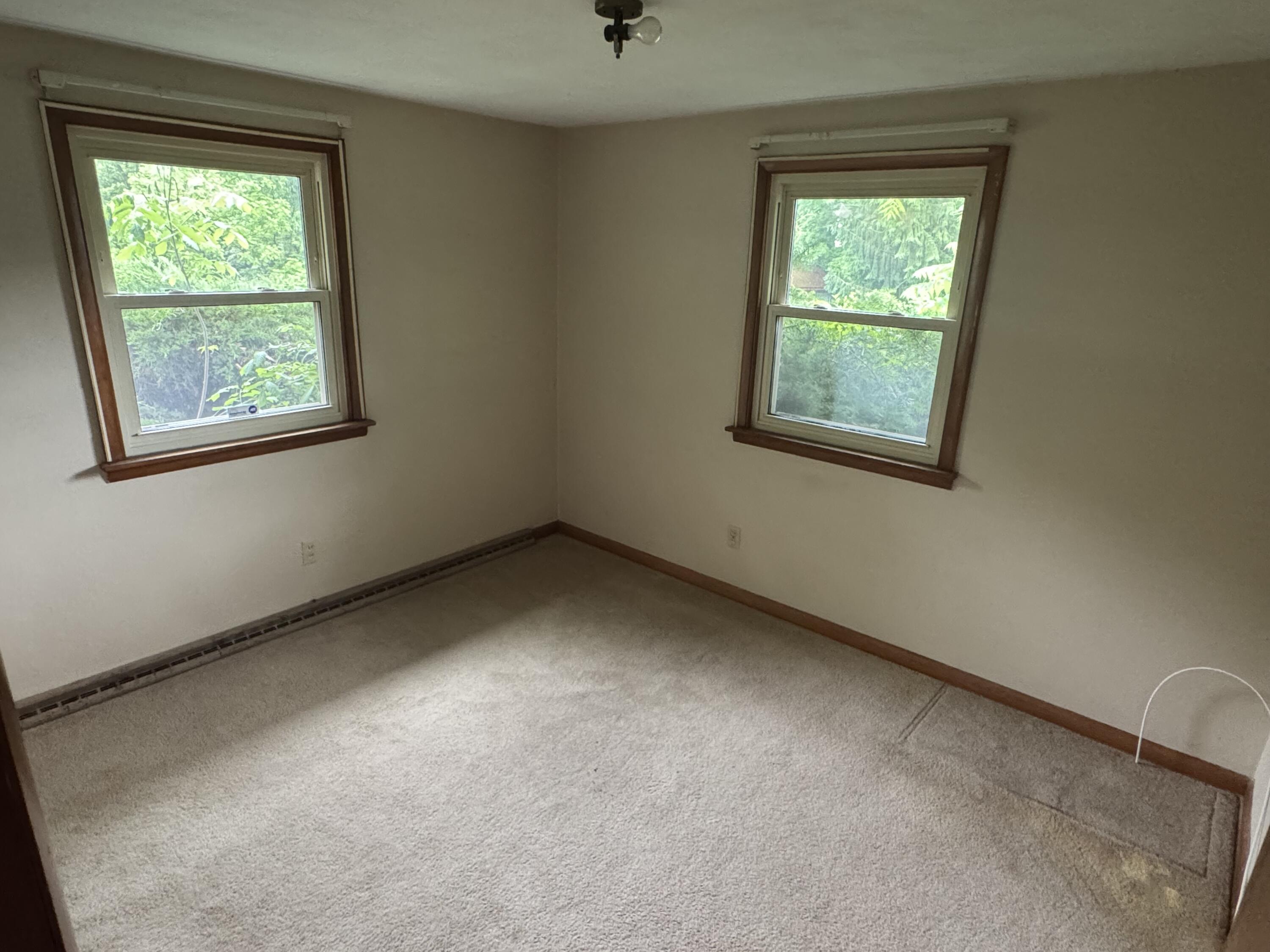 254 Oakridge Drive, Springfield, Ohio 45504