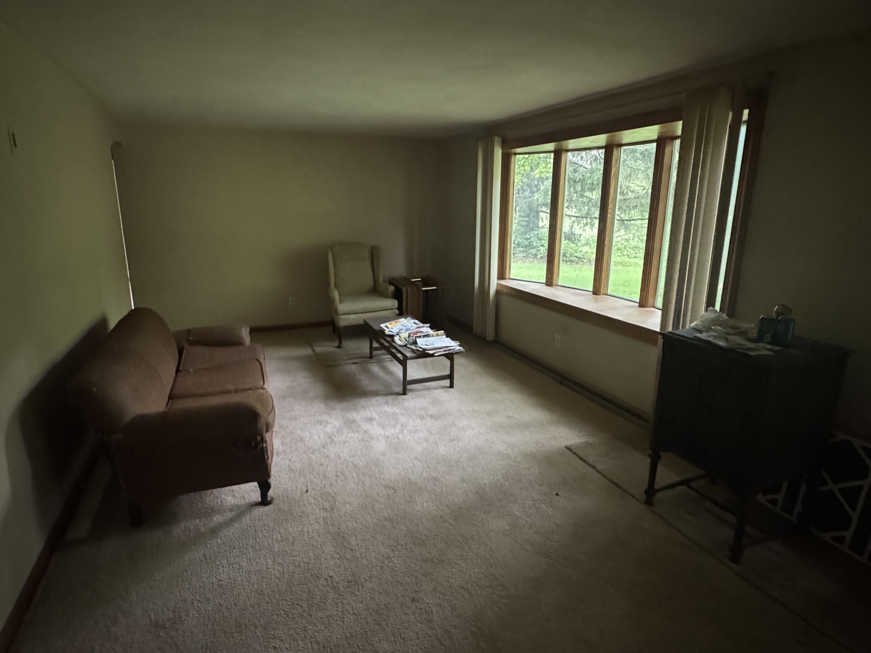 254 Oakridge Drive, Springfield, Ohio 45504