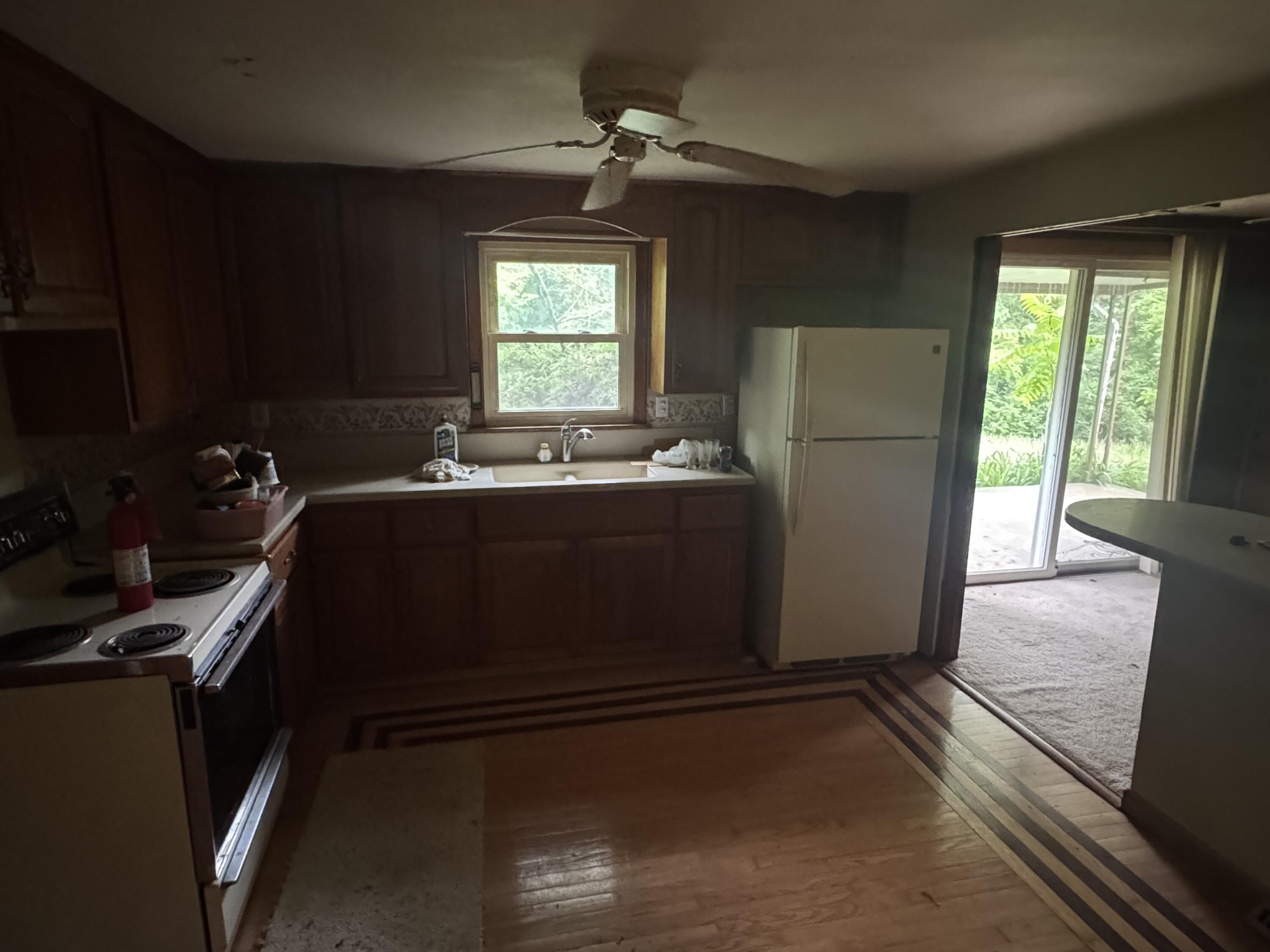 254 Oakridge Drive, Springfield, Ohio 45504