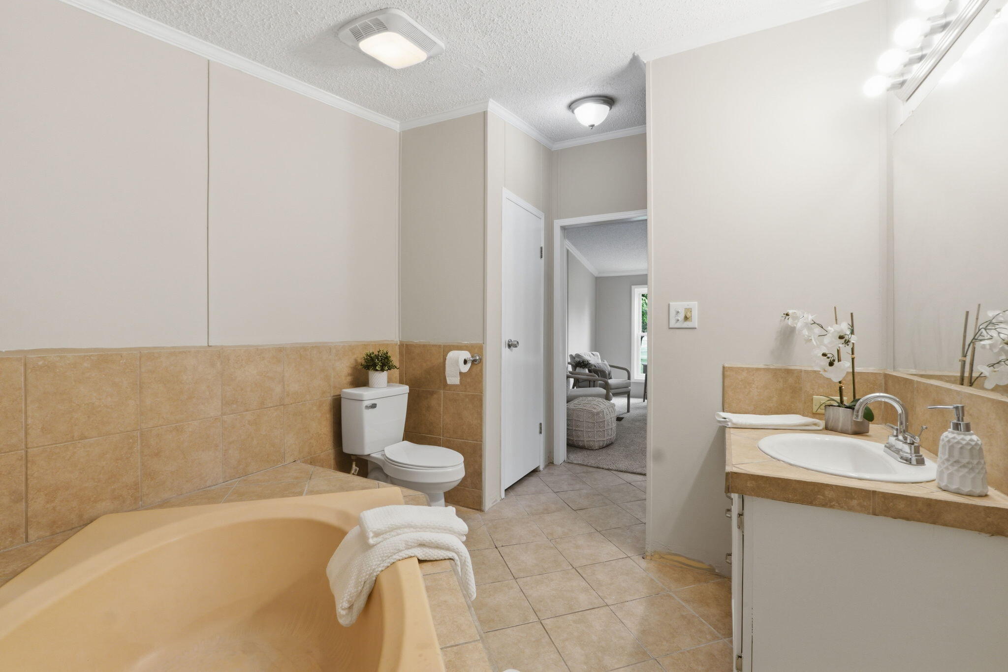 7241 Urbana Woodstock Pike, Cable, Ohio 43009