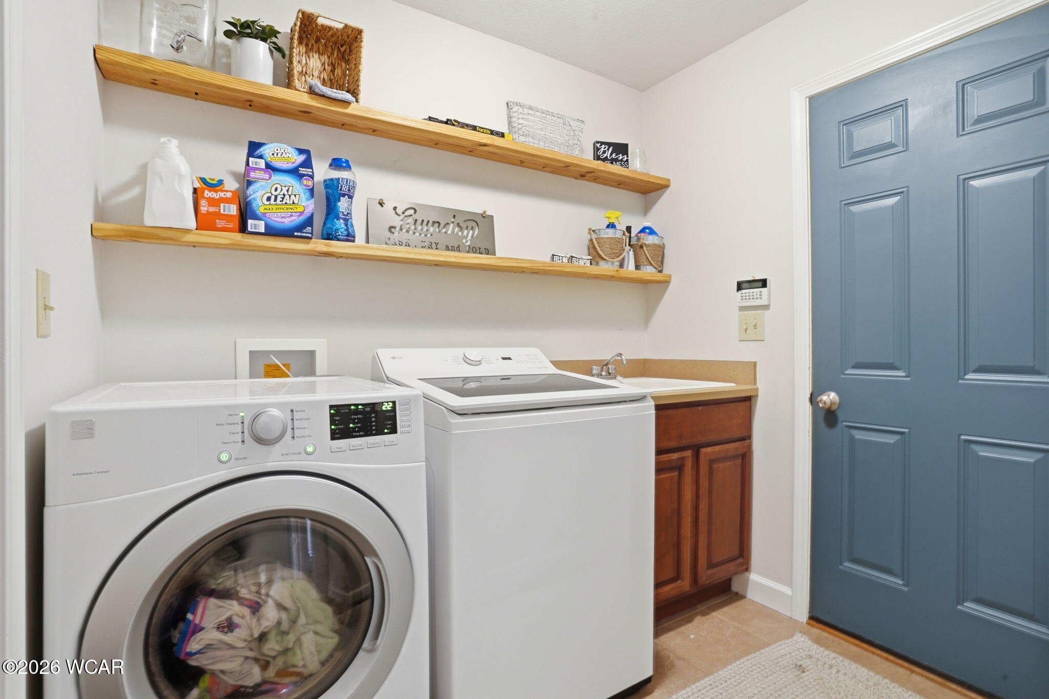 15590 Brookfield, Findlay, Ohio