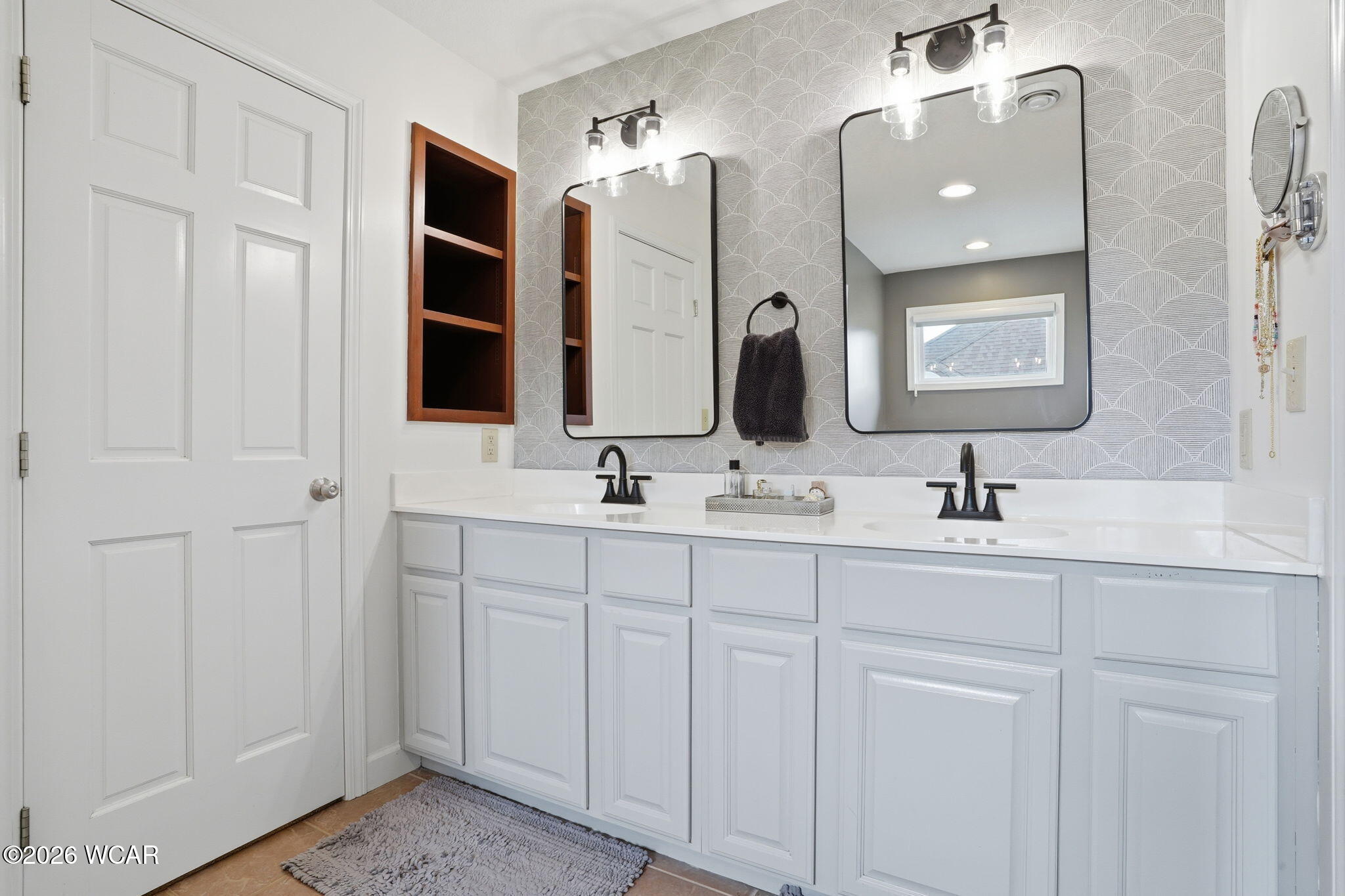 15590 Brookfield, Findlay, Ohio