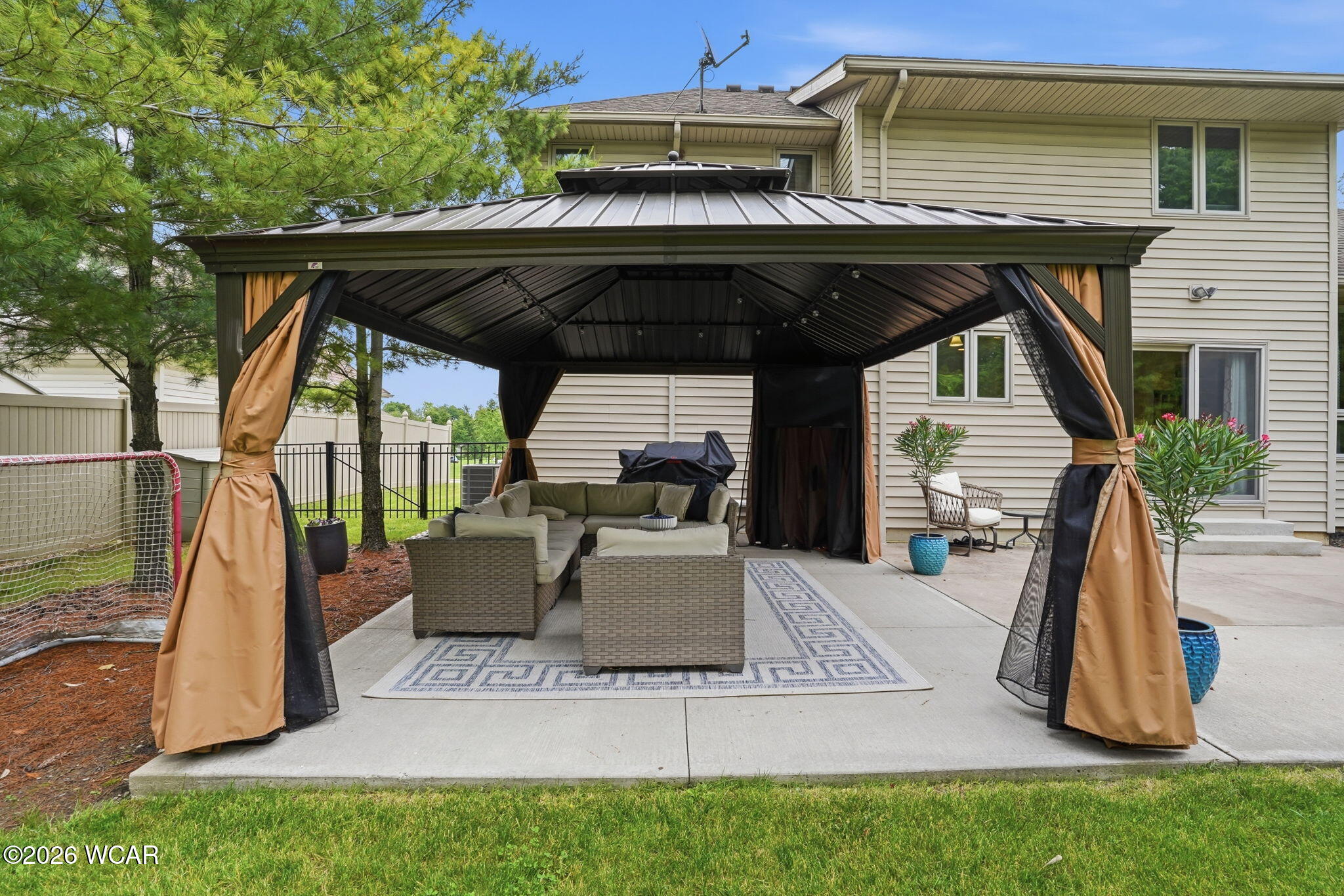 15590 Brookfield, Findlay, Ohio