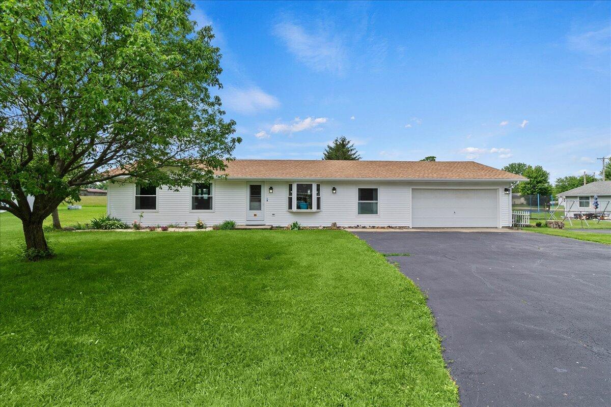 20 Dooley Drive, North Lewisburg, Ohio 43060