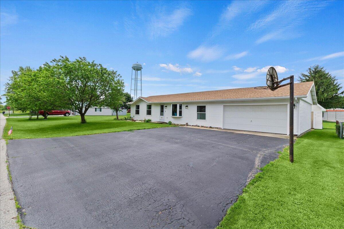 20 Dooley Drive, North Lewisburg, Ohio 43060