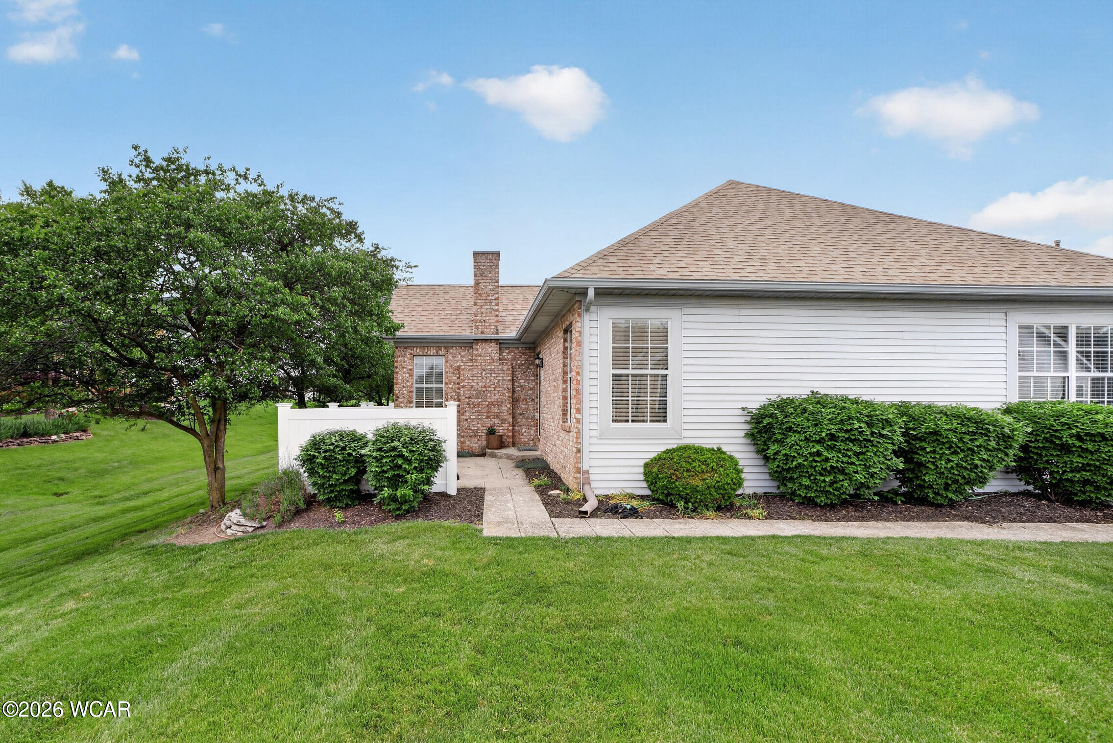2277 Fox Run Circle, Findlay, Ohio
