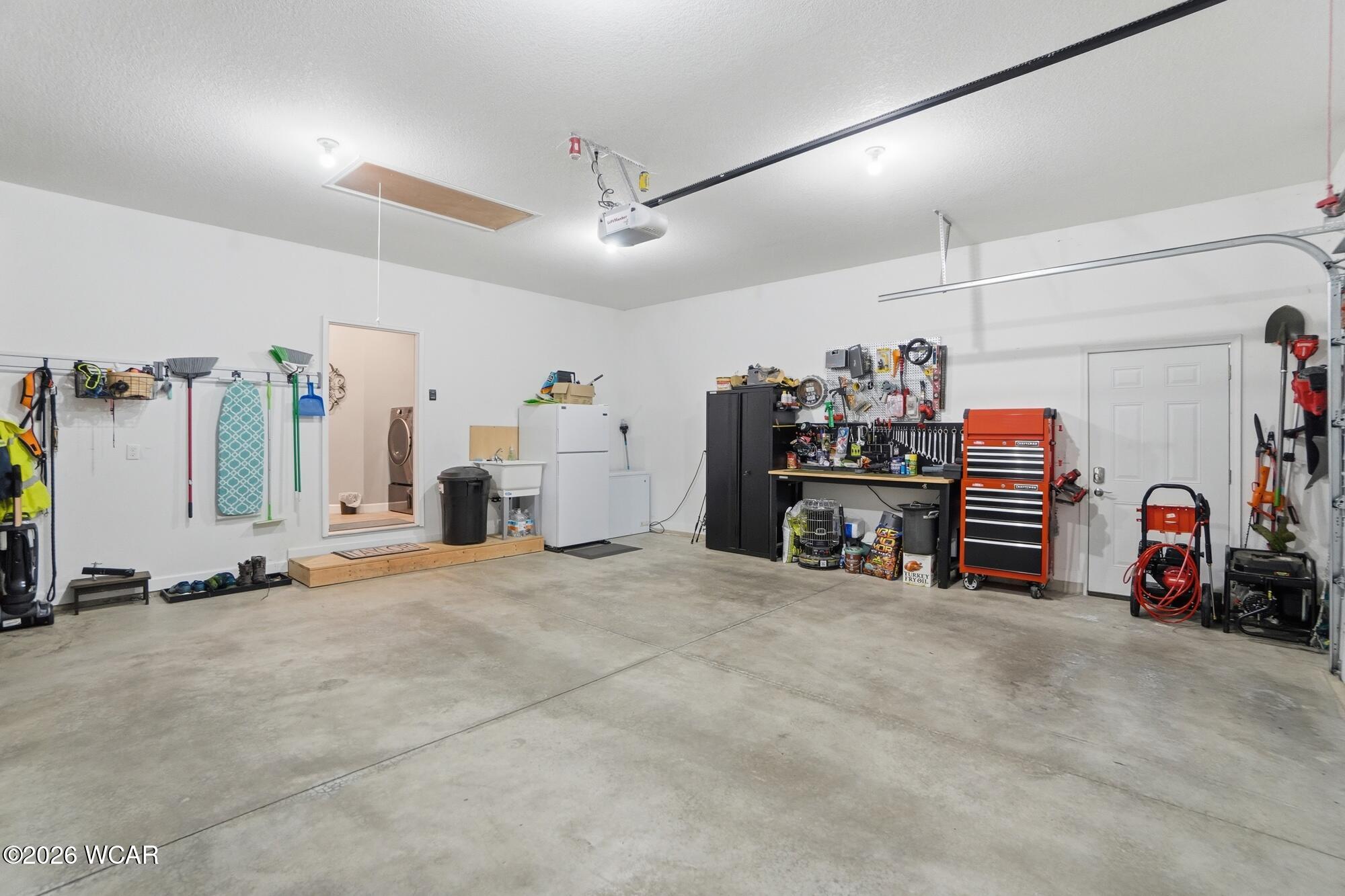3493 Weldon Drive, Lima, Ohio