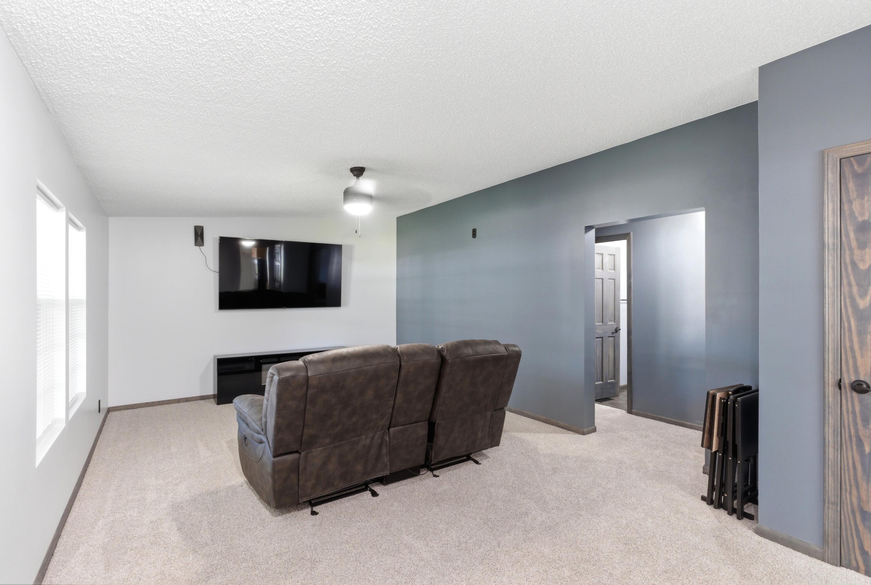 306 Village Court, Fairborn, Ohio 45324
