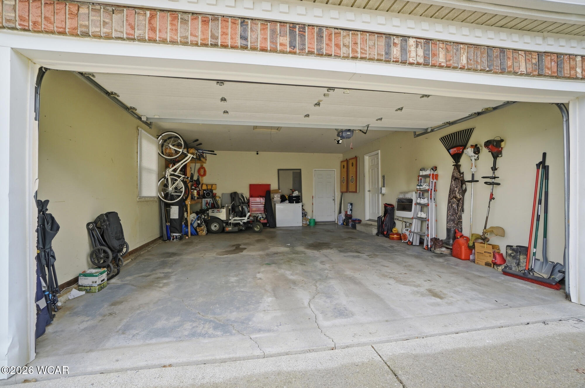 2142 Kimberly Drive, Lima, Ohio