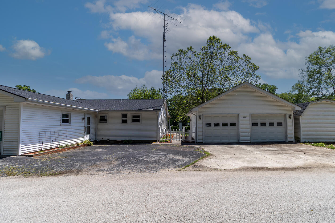 3801 West Drive, Greenville, Ohio 45331