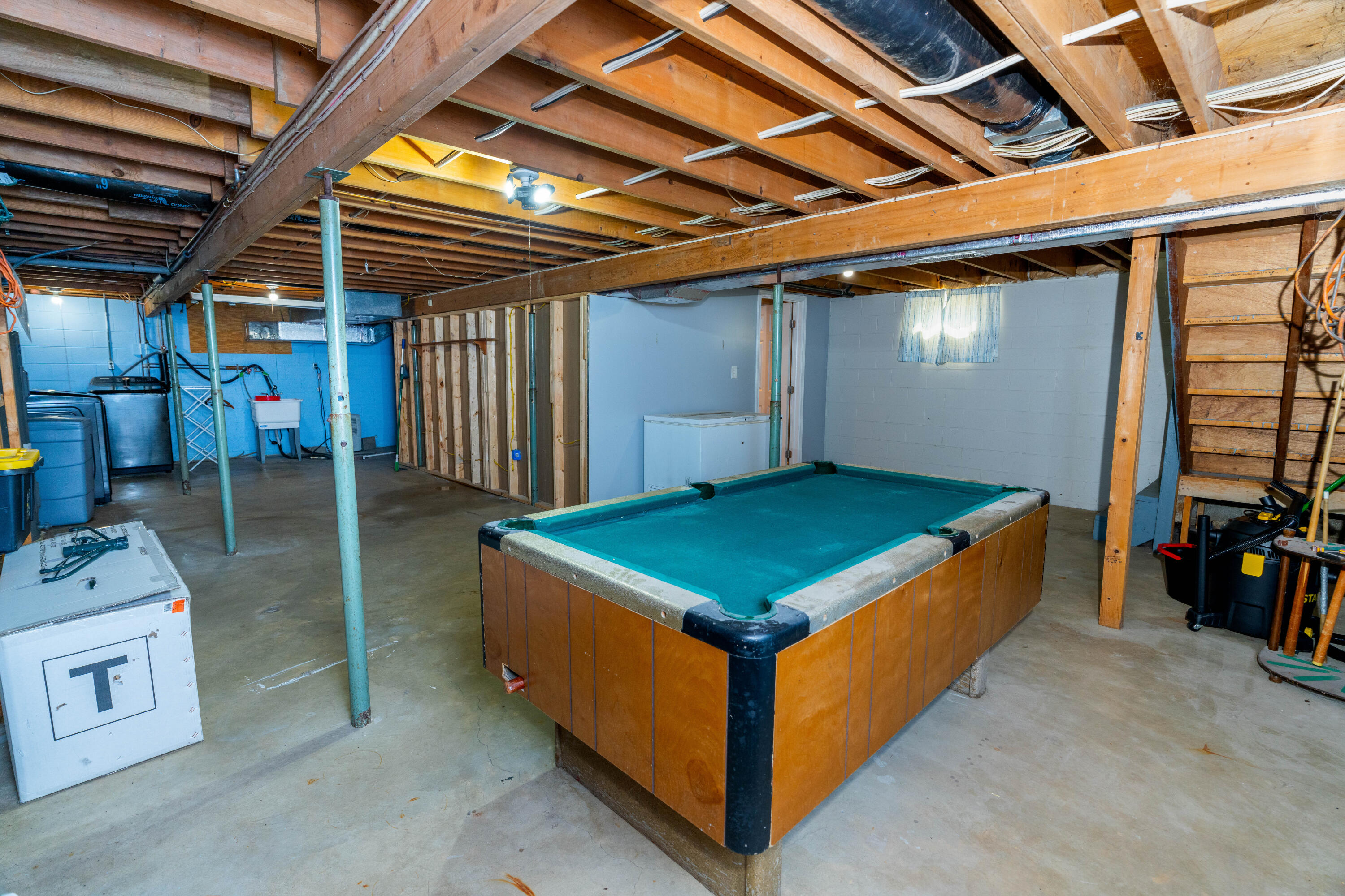 6126 Knollwood Road, Springfield, Ohio 45502