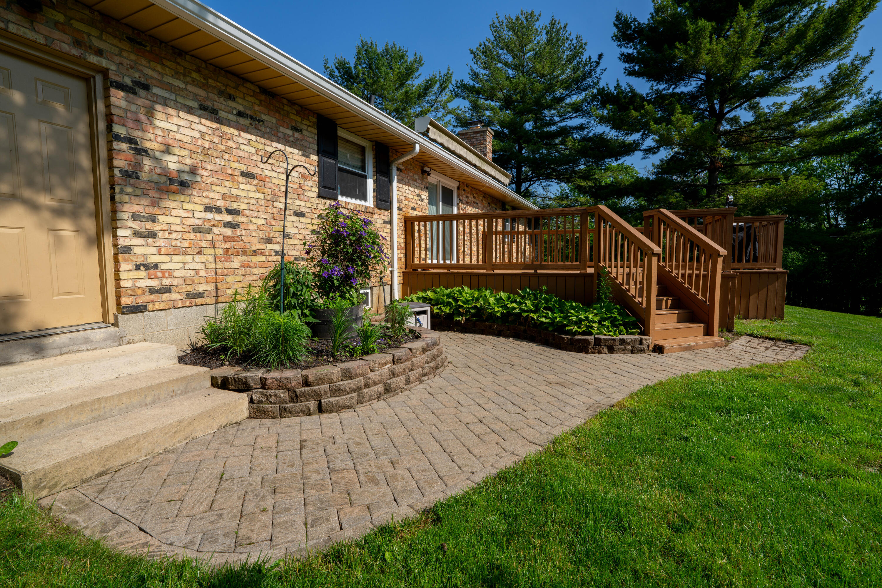 6126 Knollwood Road, Springfield, Ohio 45502