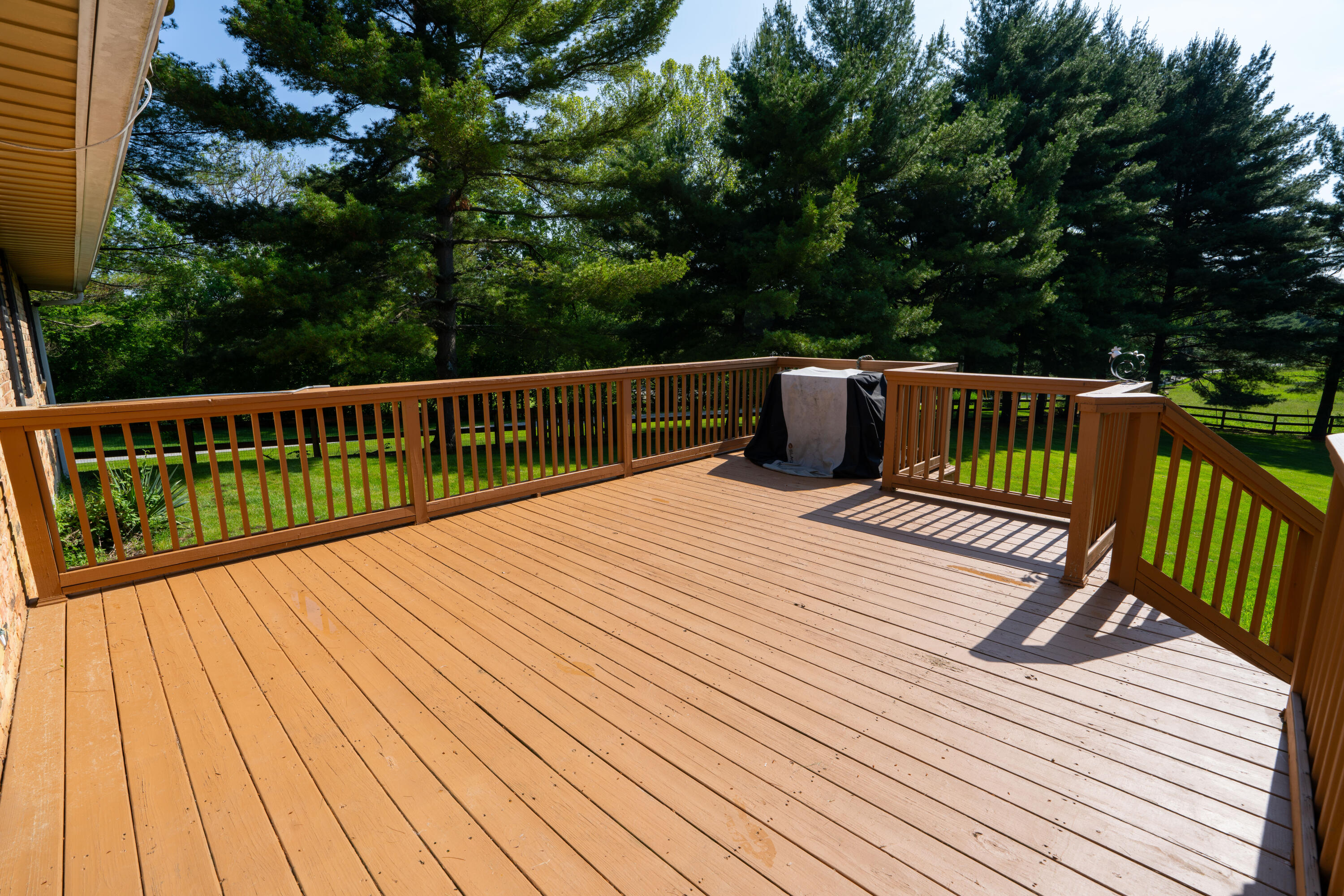 6126 Knollwood Road, Springfield, Ohio 45502