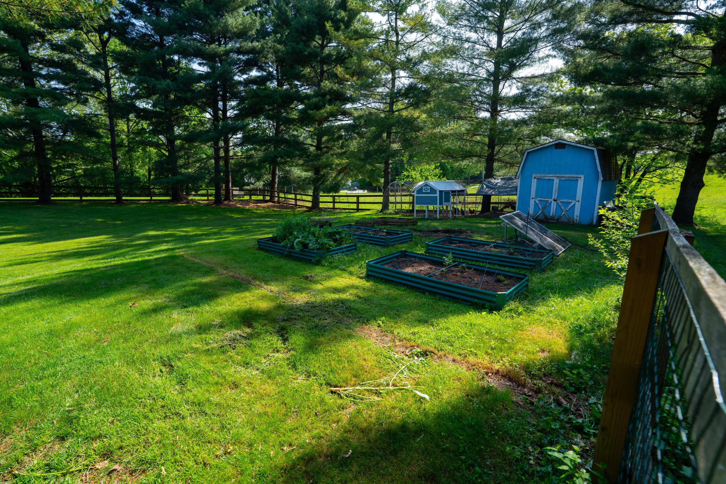 6126 Knollwood Road, Springfield, Ohio 45502