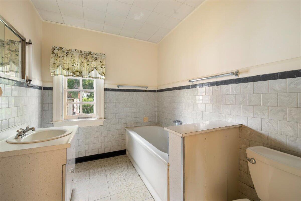 218 Forrest Avenue, Springfield, Ohio 45505