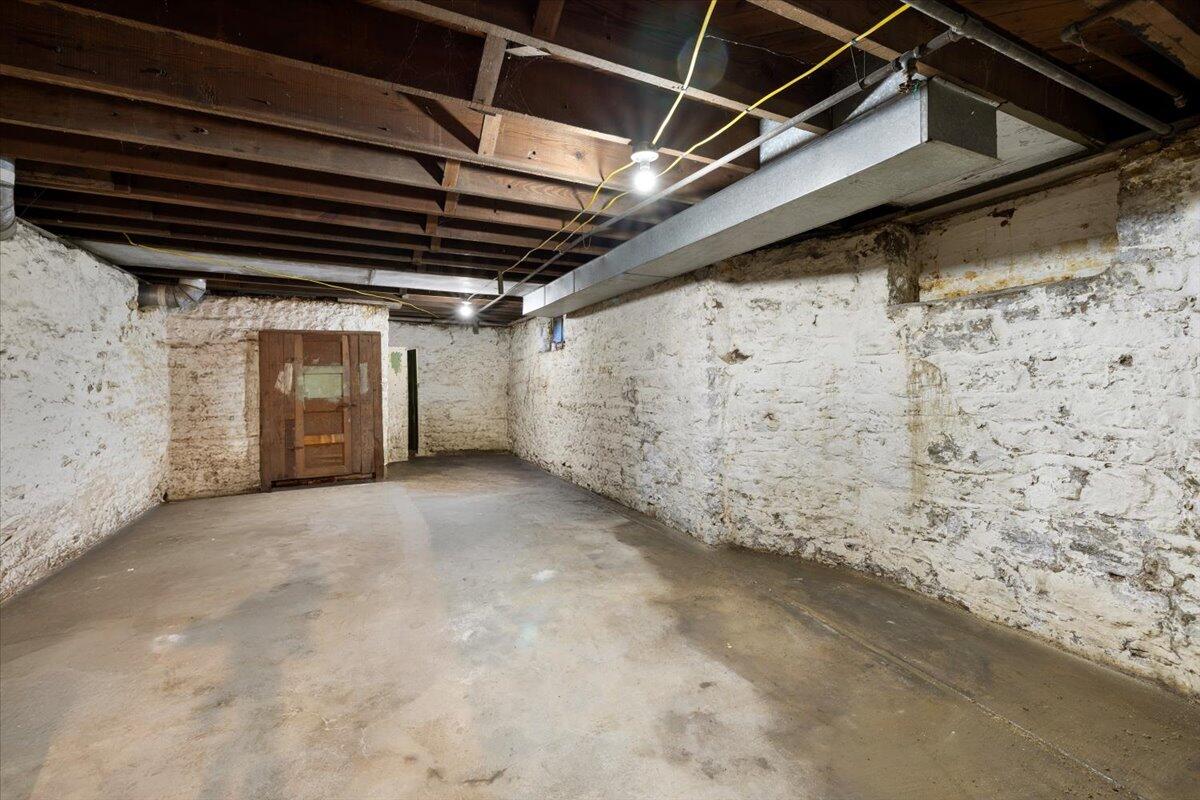218 Forrest Avenue, Springfield, Ohio 45505