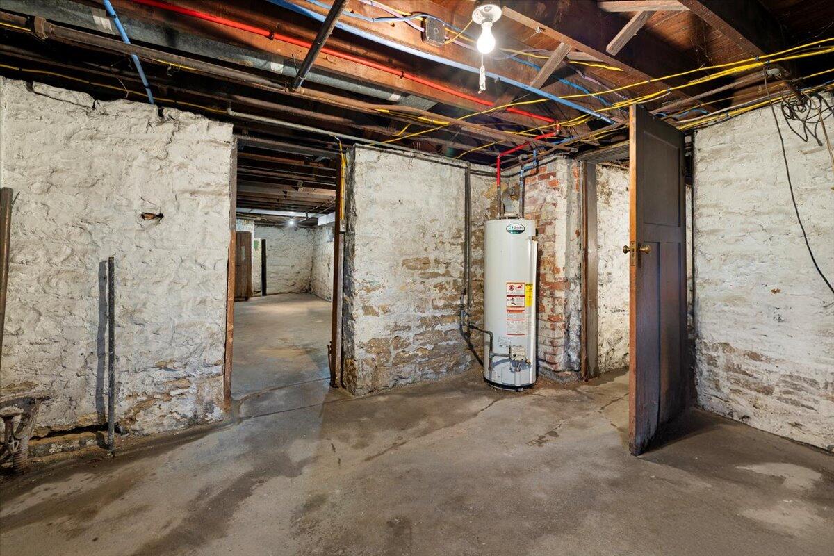 218 Forrest Avenue, Springfield, Ohio 45505