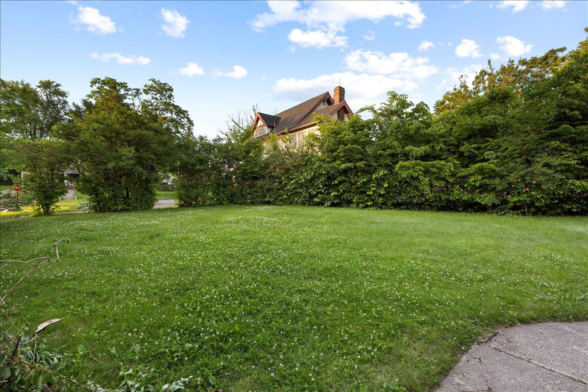 218 Forrest Avenue, Springfield, Ohio 45505