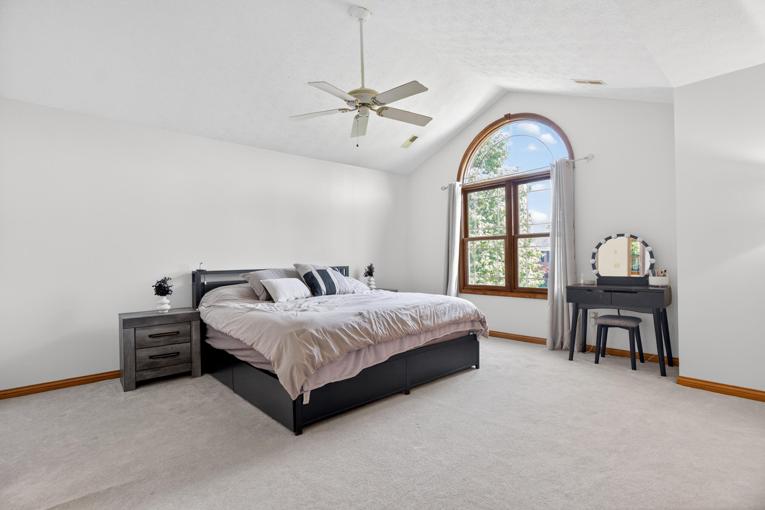1665 Marby Drive, Troy, Ohio 45373
