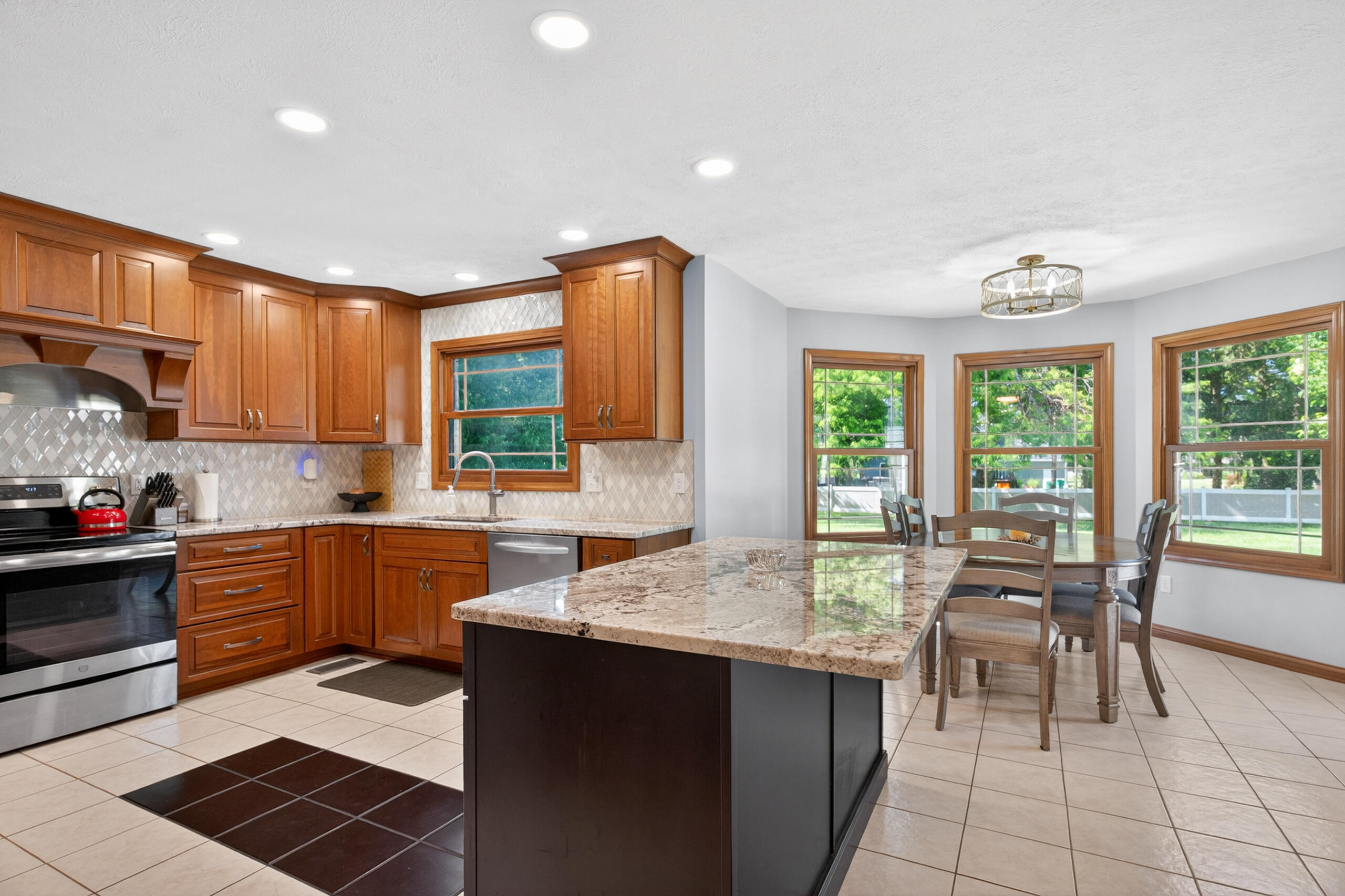 1665 Marby Drive, Troy, Ohio 45373