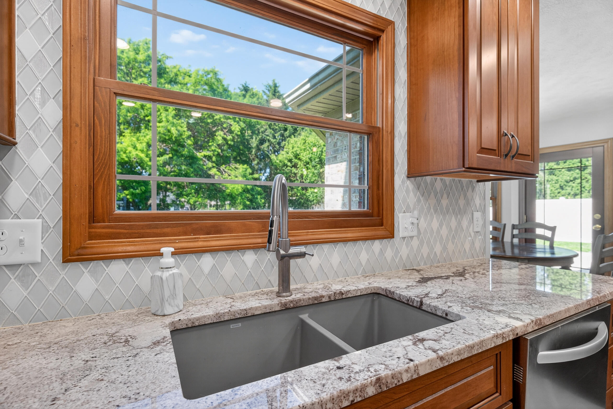 1665 Marby Drive, Troy, Ohio 45373